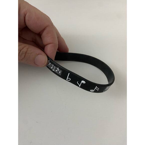 Music note bracelet - Picture 3 of 4